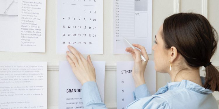 “Unlock Your Career Potential Now: 5 Essential Tips For Job Hunters”